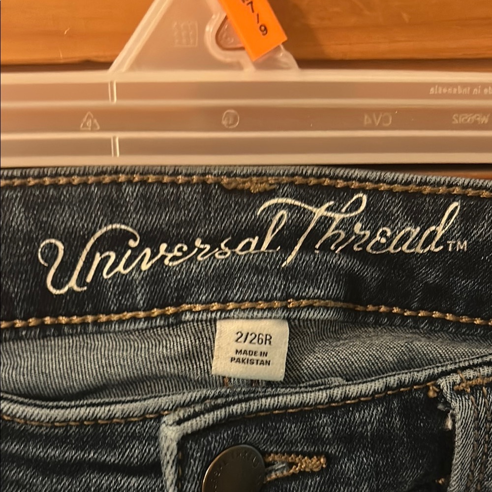 Universal Thread Jeans - image 2